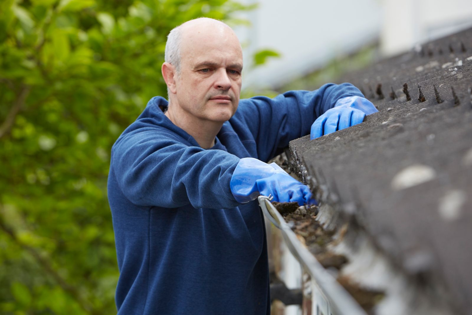 Uncle Skeeter's Gutter Cleaning Images
